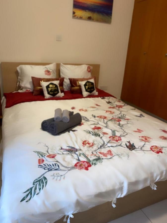 Larnaca Beach Apartment Zewnętrze zdjęcie
